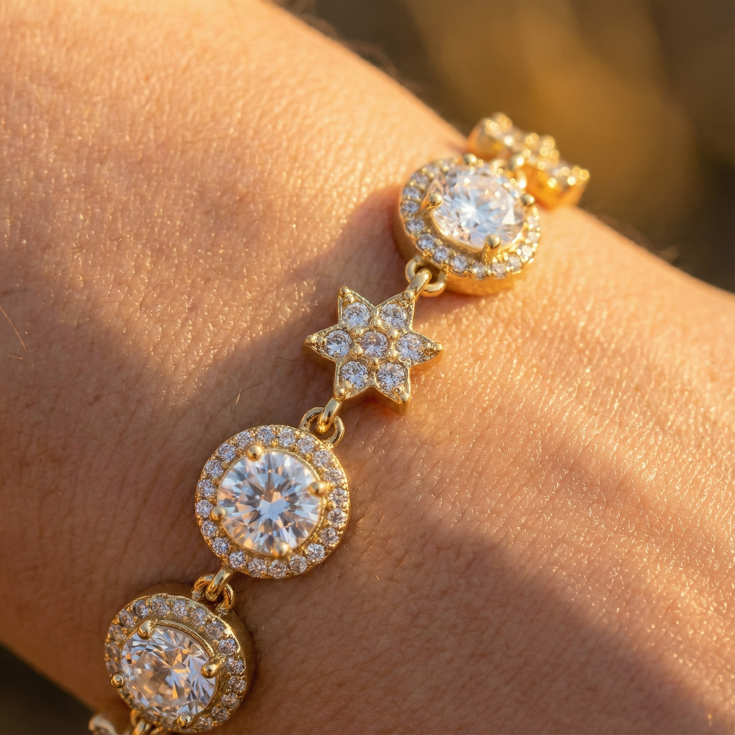 Star & Halo Zircon Bracelet