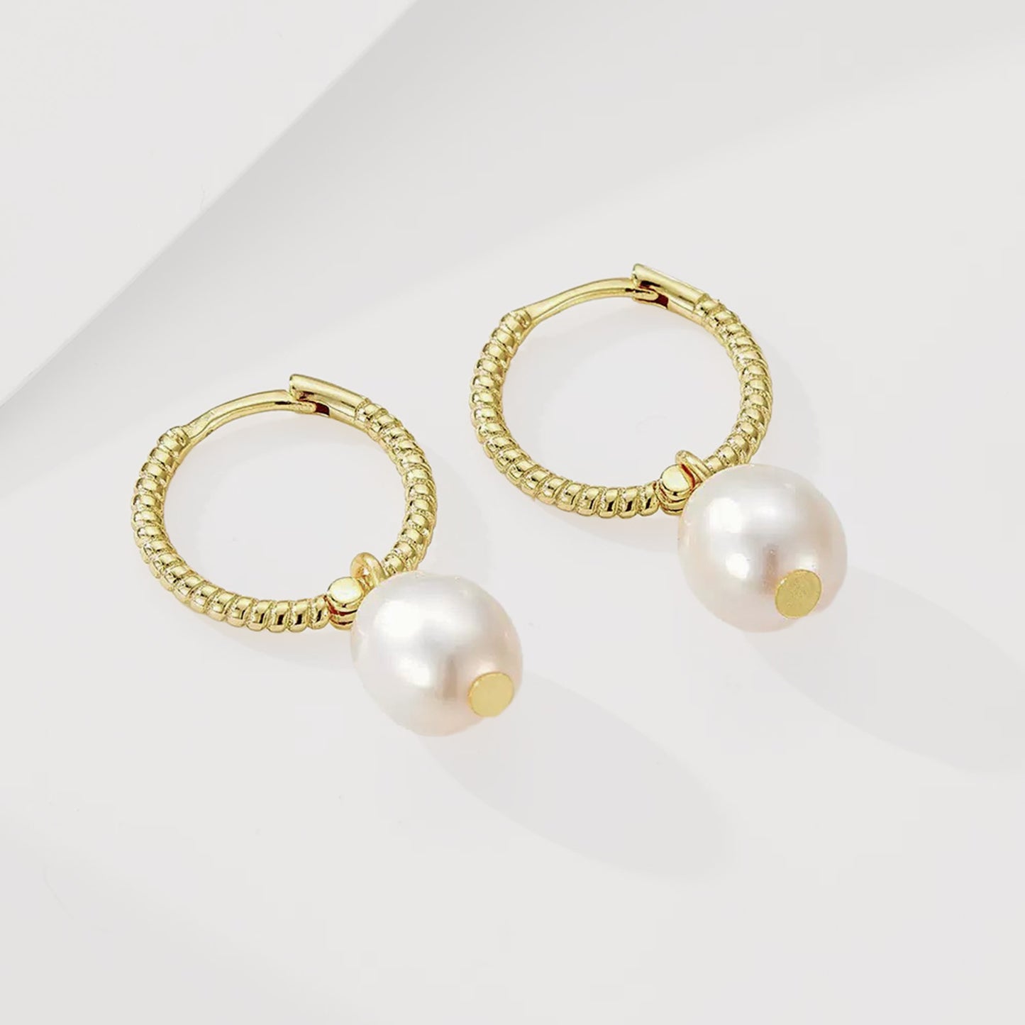 Freshwater Pearl Huggie Earrings