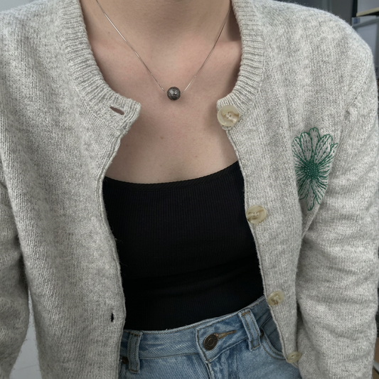 How to Style Pearls for Everyday Wear