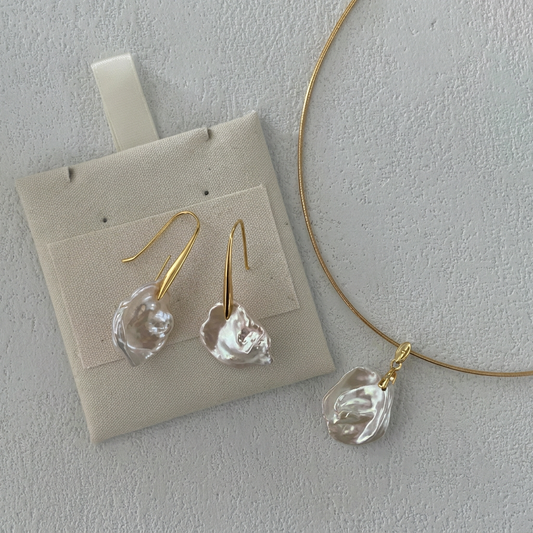 How to Store Pearl Jewellery Properly