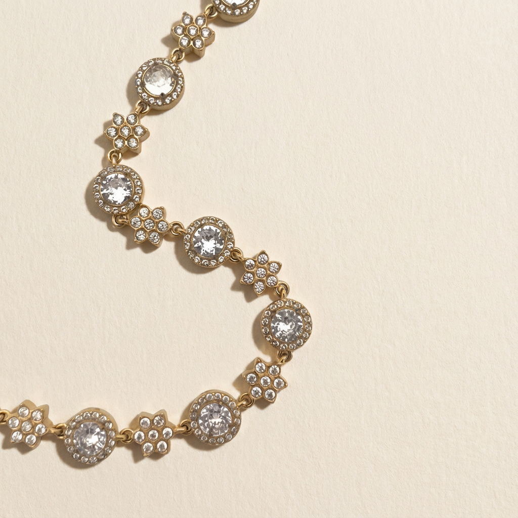 Star & Halo Zircon Bracelet 18K Gold Plated