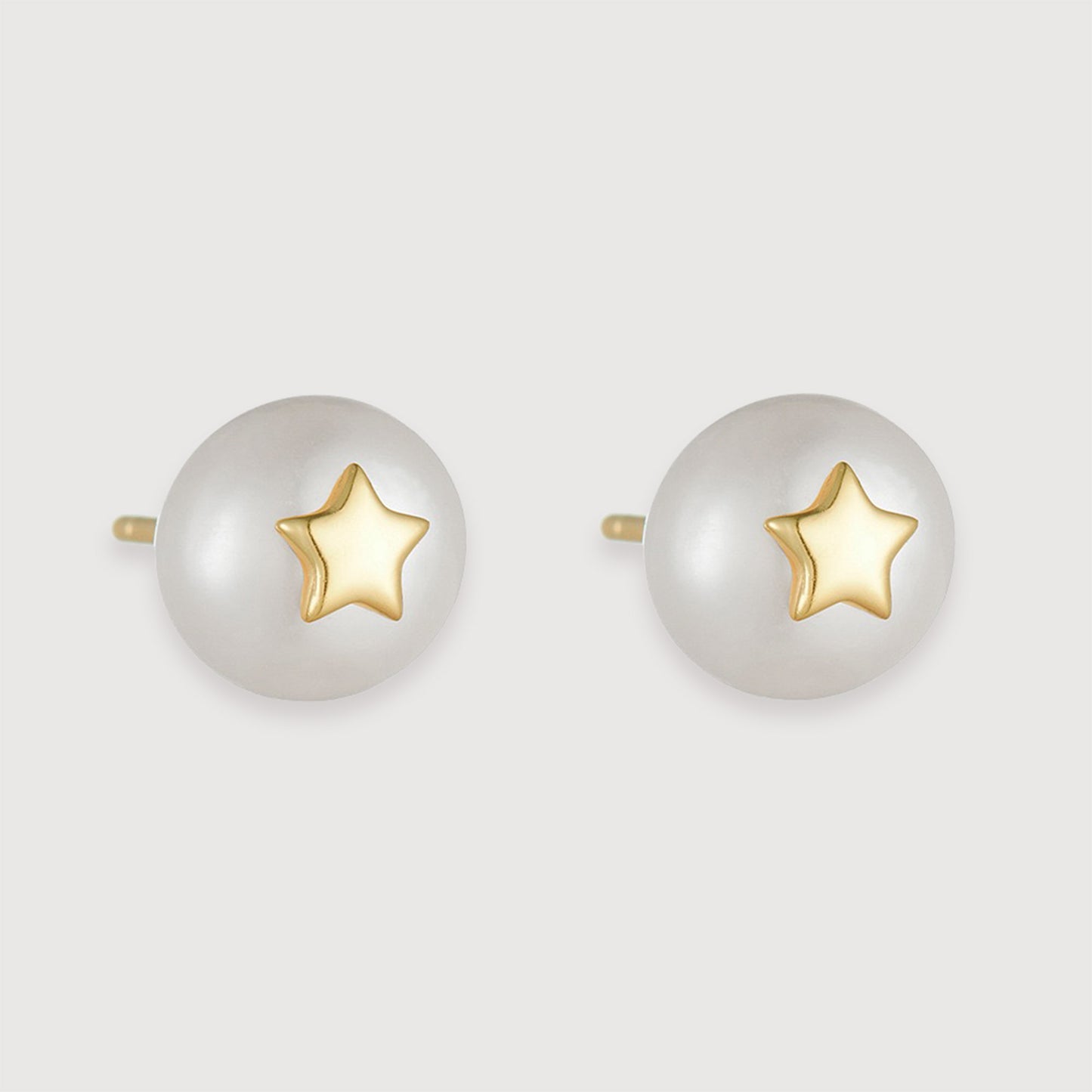 Star Kiss Pearl Stud Earrings